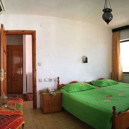 Kahveci Alibey 3* Μαρμαρίς
